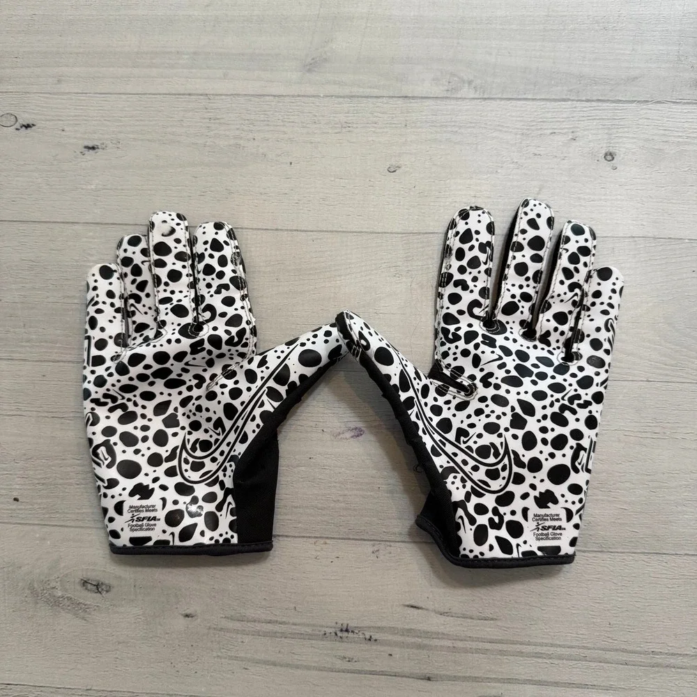 Nike Youth Vapor Jet 7.0 Football Gloves black and white‎ Youth Medium